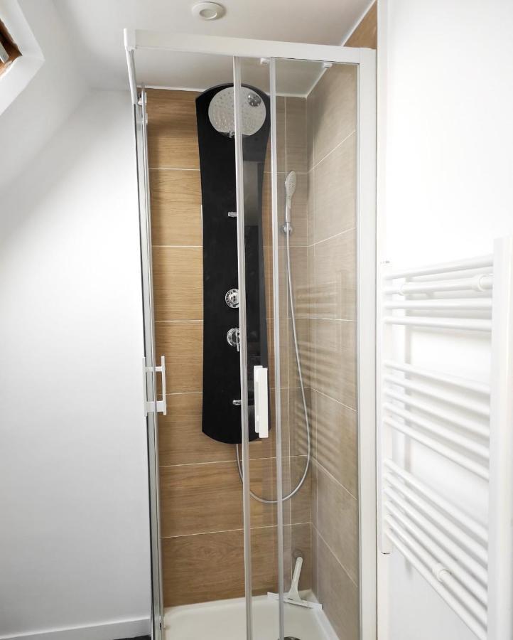 Apartment Black *